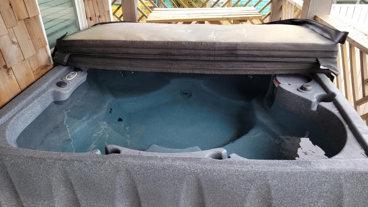 2508 Beach Rd, Semi-Oceanfront, Pool/Hot Tub Nags Head Luaran gambar